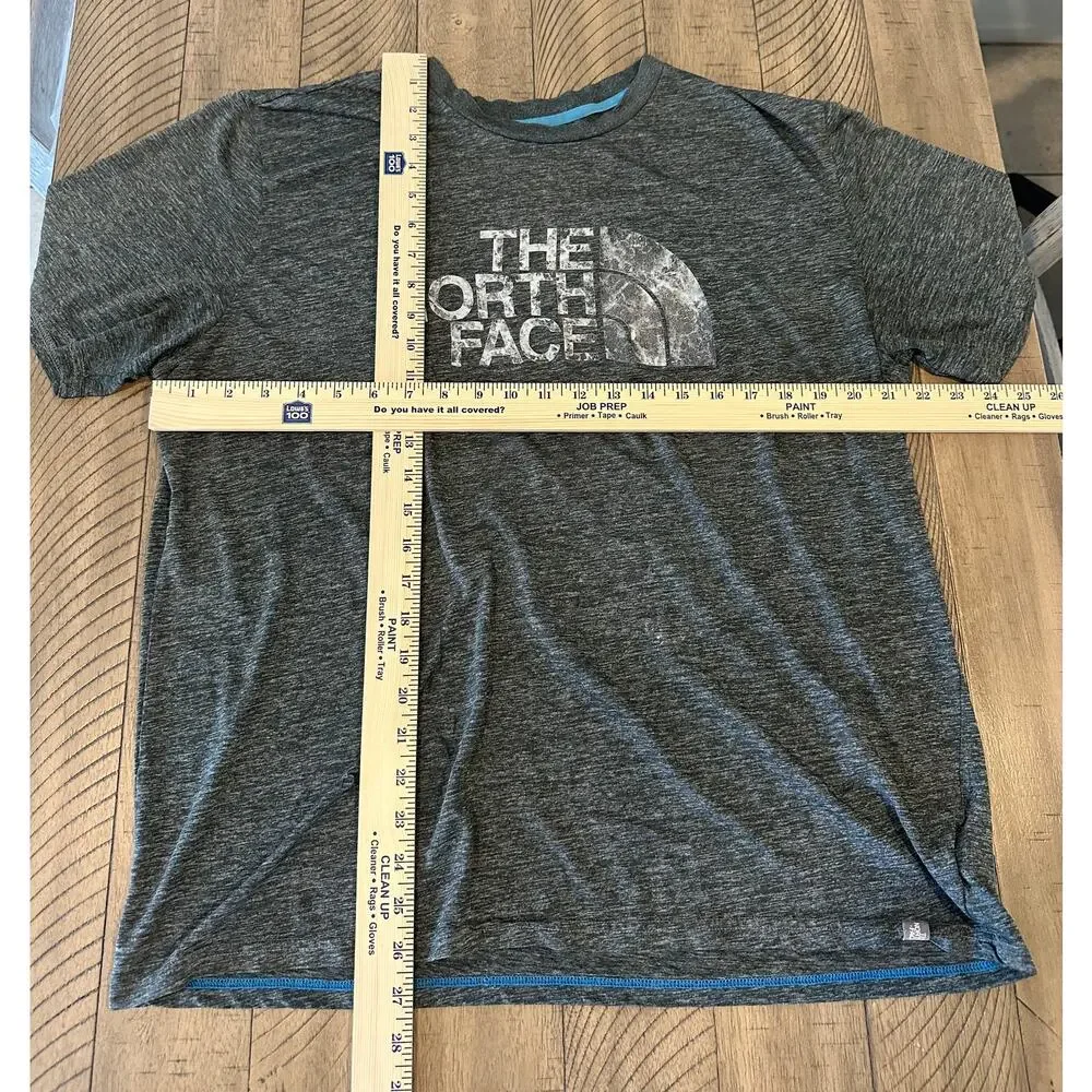 The North Face Heather Gray Short Sleeve T-Shirt Men's XL Distressed Logo Tee